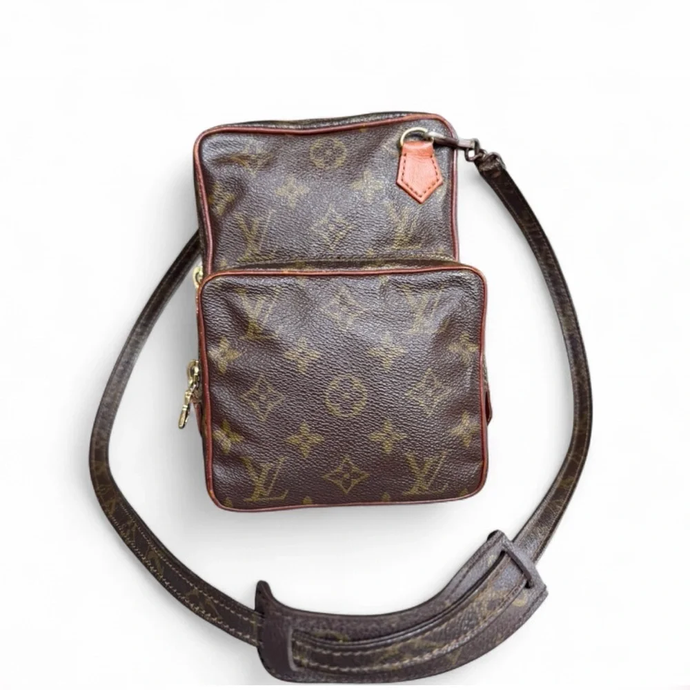 Louis Vuitton Monogram Vintage Amazone Bag